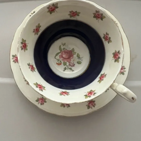 Vintage Ansley Coalport Pink sweetheart roses cobalt Blue Gold tea cup/saucer - Picture 2 of 10